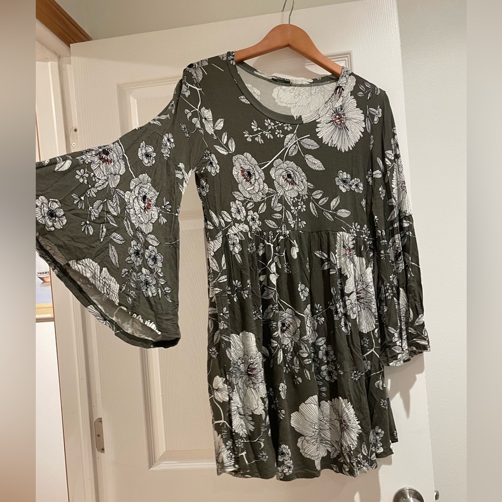 Boho bell sleeve dress mini